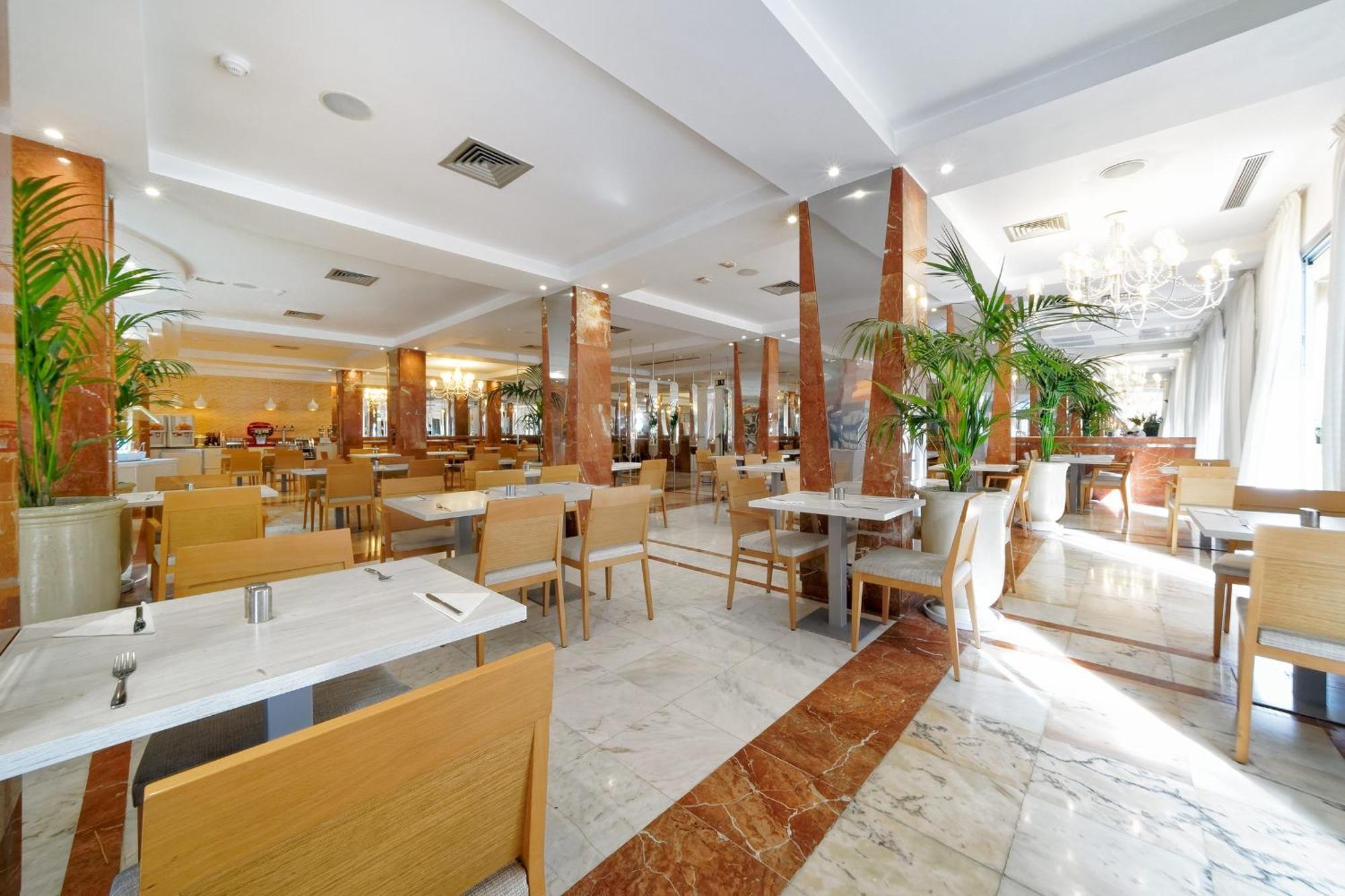 Hotel Bull Dorado &